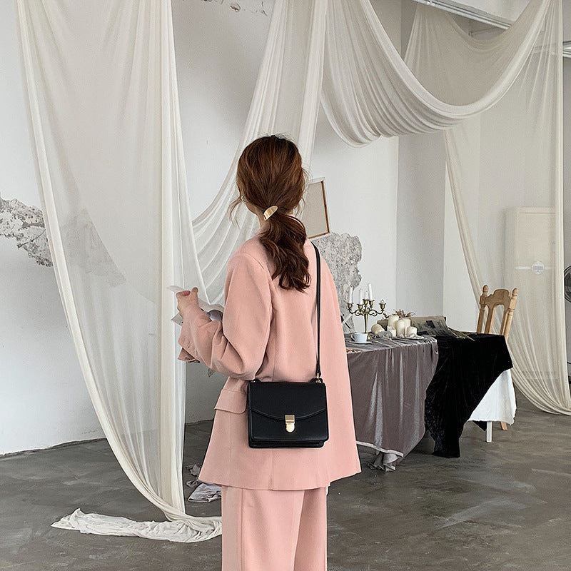 Trendy One-Shoulder Small Square Bag with Chain and Zipper